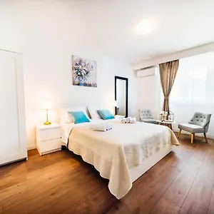 https://the-harmony-rooms-split.splithotels.org