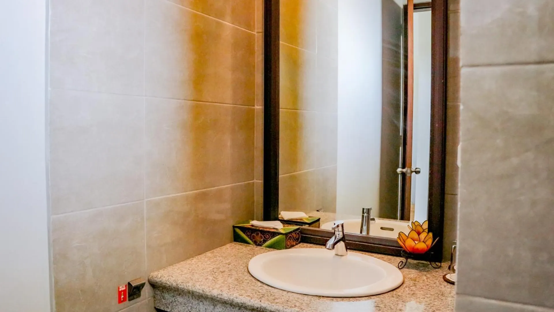 U Tube Hotel Uluwatu 3*,  Indonesien